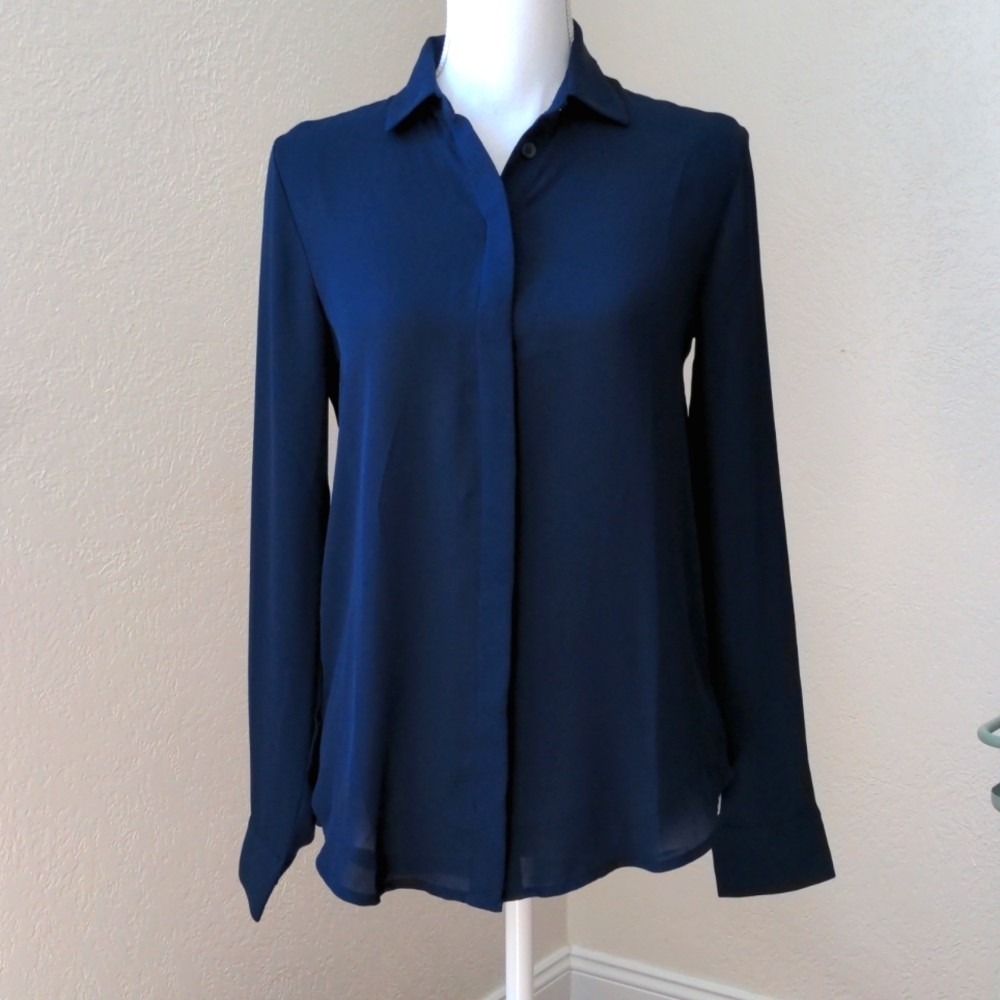 NWT Ann Taylor Factory XS navy blue button up flowy dress shirt
